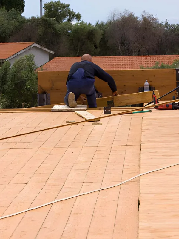 Roofing team working in Roofing Services in Saticoy, CA